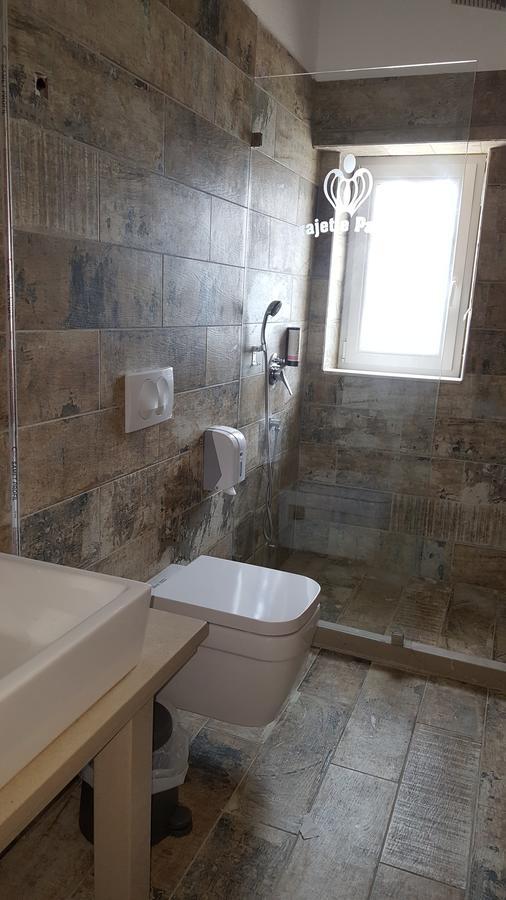 Hotel Sarajet E Pashait 2 Дермі Екстер'єр фото