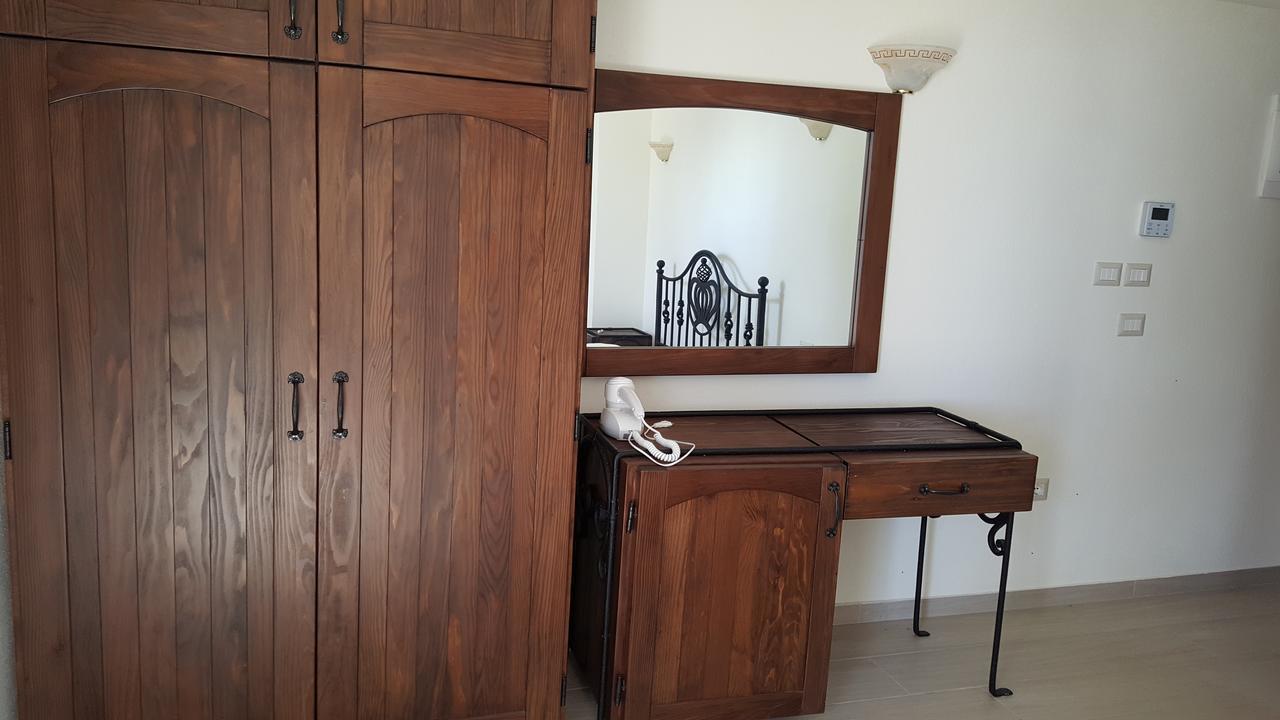 Hotel Sarajet E Pashait 2 Дермі Екстер'єр фото