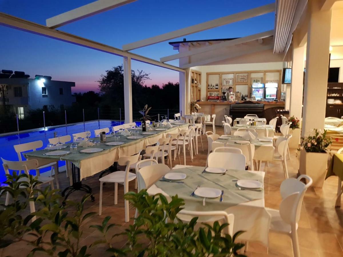 Hotel Sarajet E Pashait 2 Дермі Екстер'єр фото