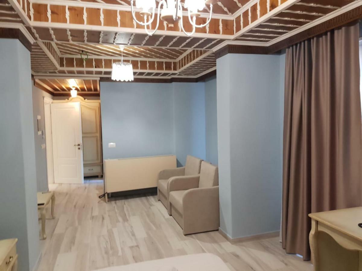 Hotel Sarajet E Pashait 2 Дермі Екстер'єр фото